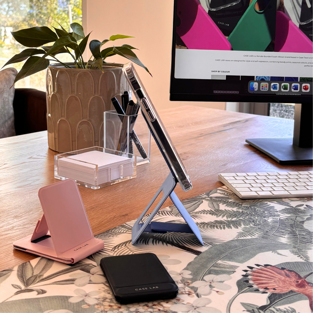 WALLET & PHONE STANDS